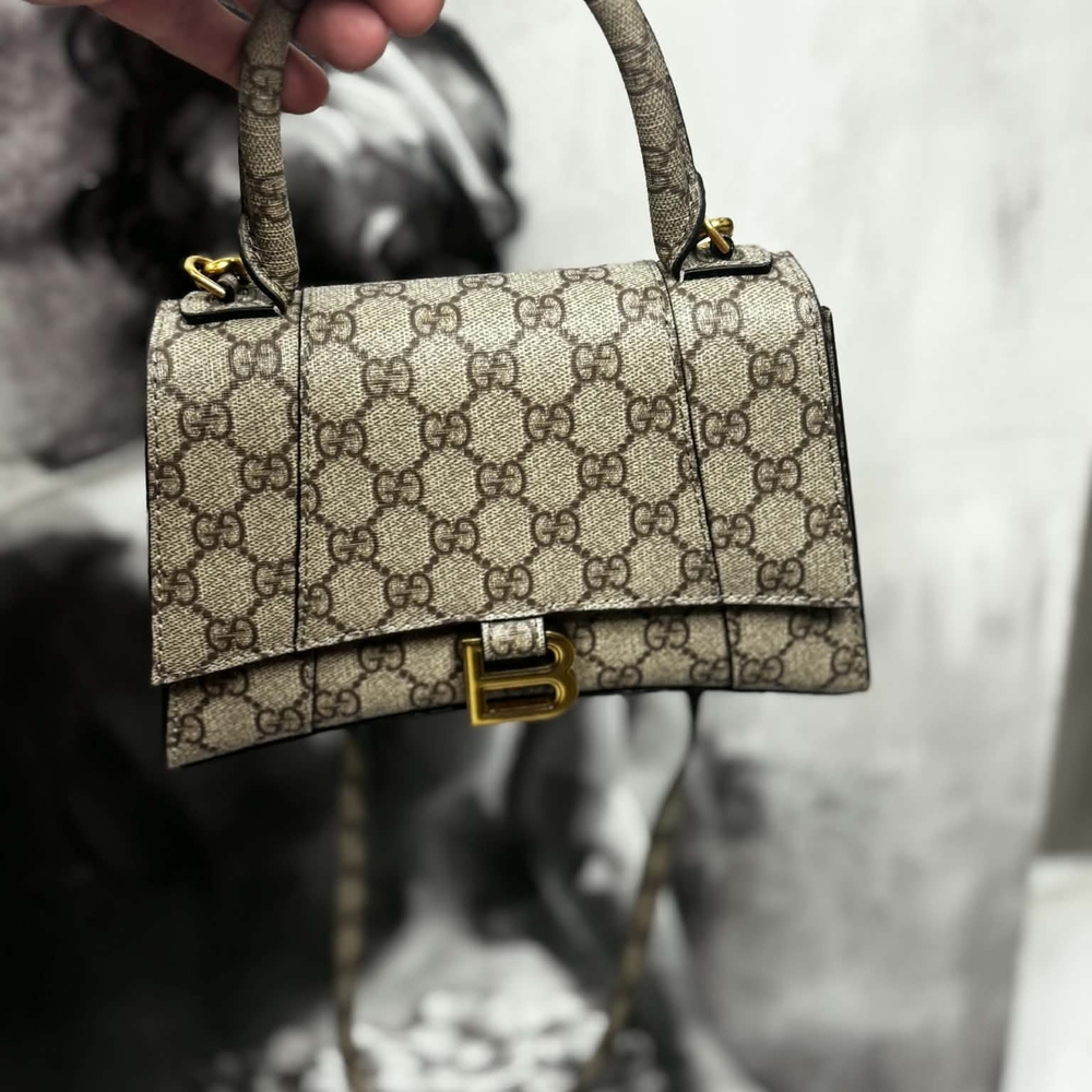 Gucci Brown Monogram Women's Bag - Picture 4 of 4